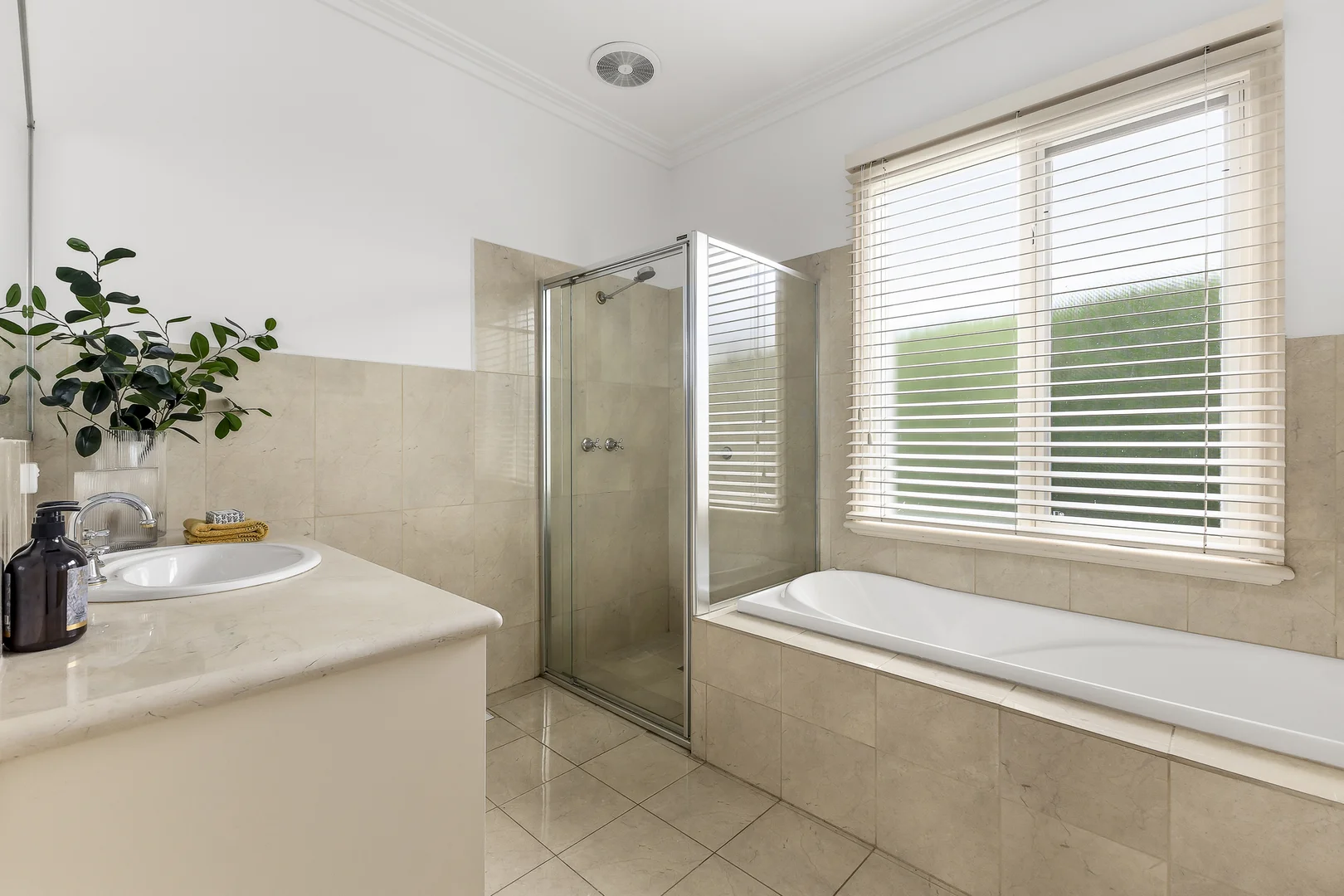 Additional image 9 of 3/6 Findon Crescent, Kew VIC 3101