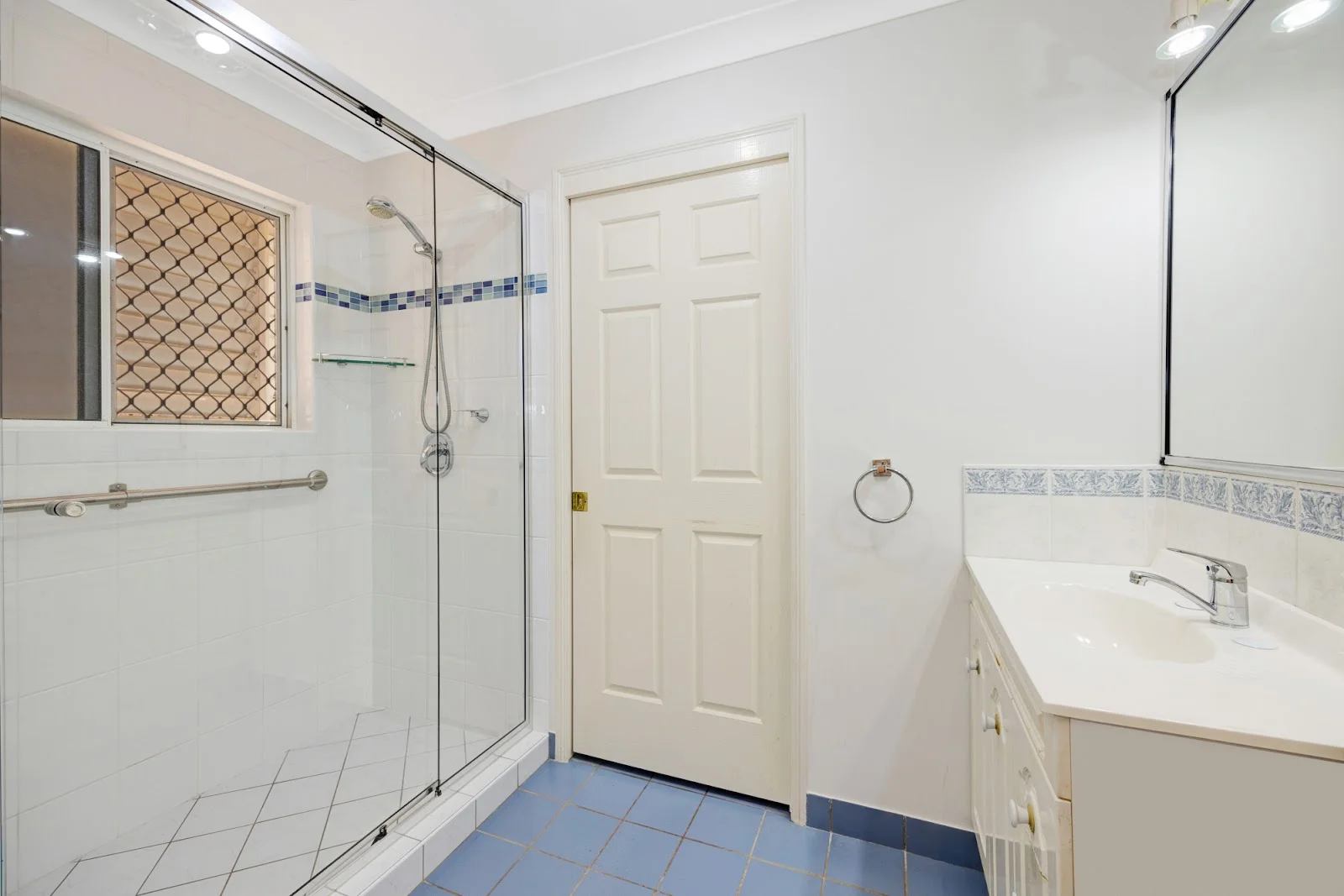 Additional image 7 of 12 Santa Lucia Drive, Mount Louisa QLD 4814