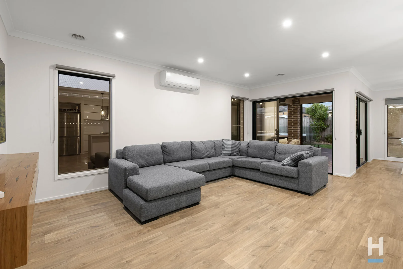 Additional image 4 of 17 Nagle Crescent, Cranbourne West VIC 3977
