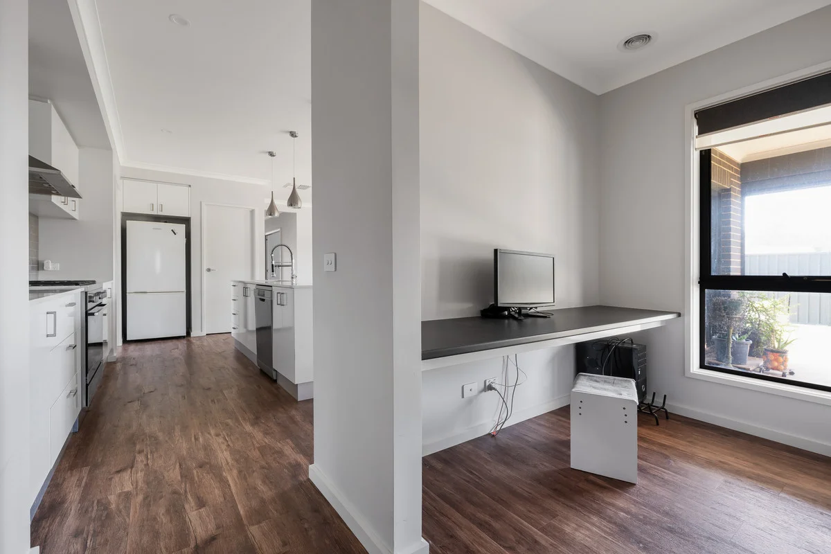Additional image 8 of 140 Read Street, Howlong NSW 2643