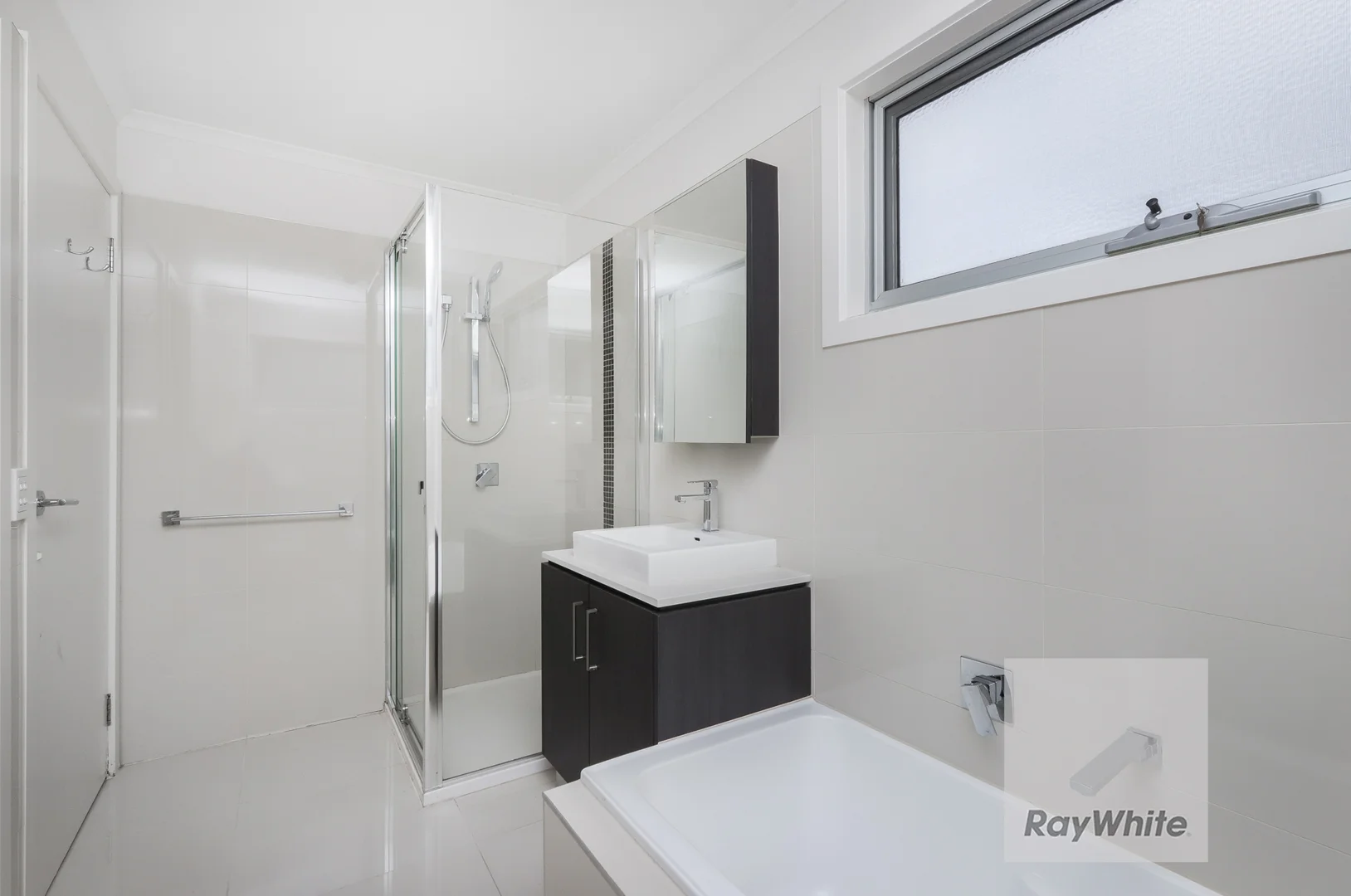 Additional image 11 of 2/8 Birch Avenue, Tullamarine VIC 3043