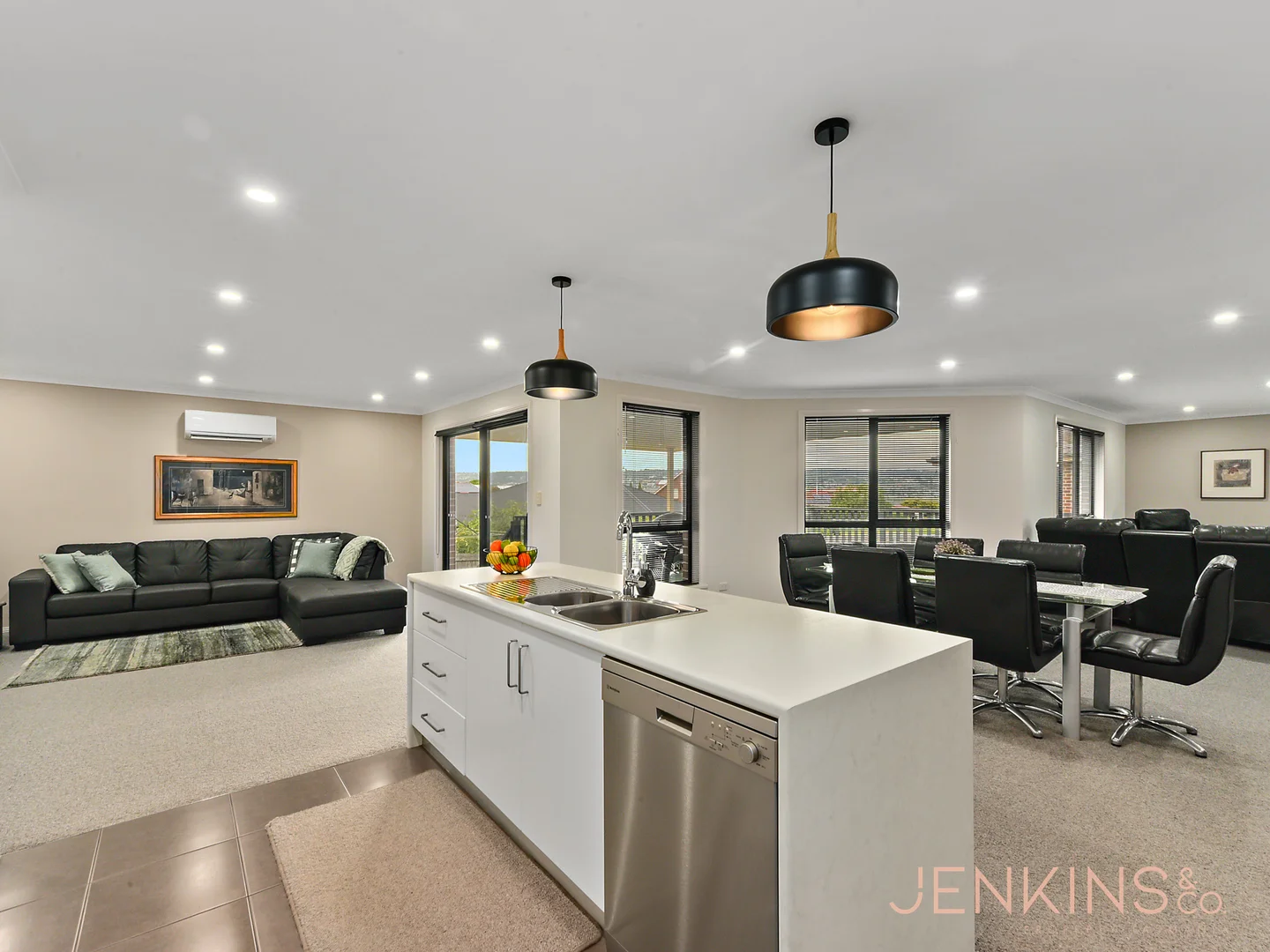 Additional image 5 of 3 Sarinda Close, Newnham TAS 7248