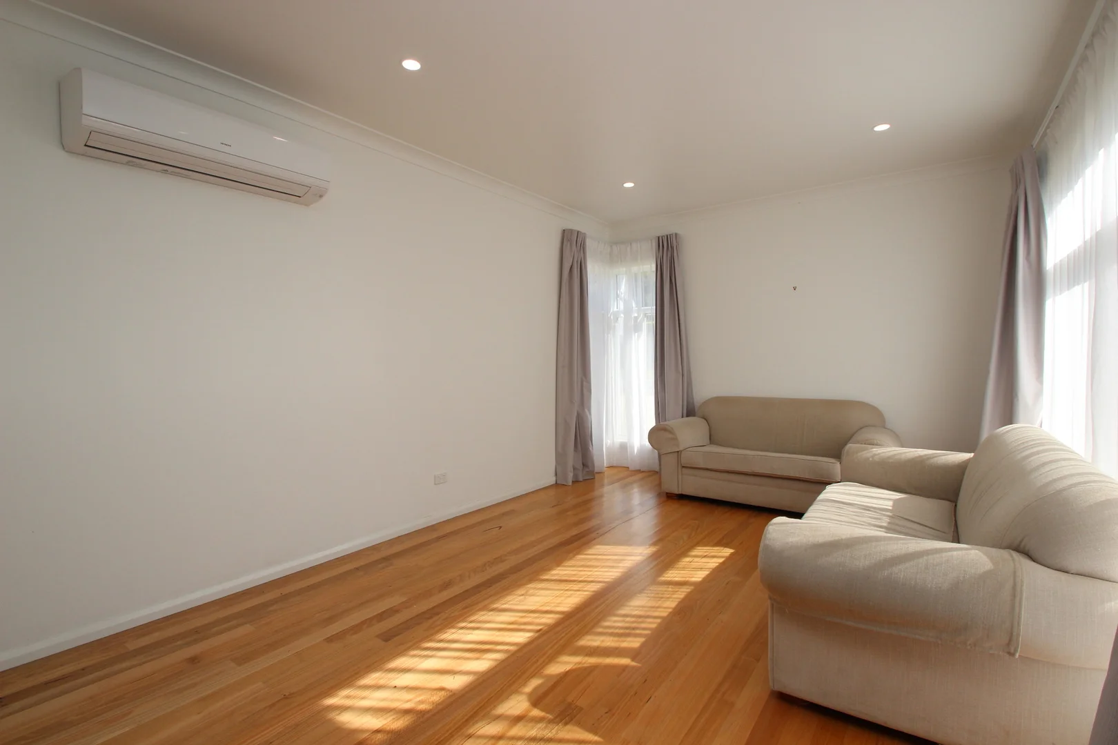 Additional image 3 of 99 Springfield Avenue, Kotara NSW 2289