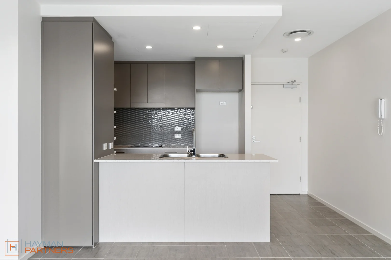Additional image 3 of 296/7 Irving Street, Phillip ACT 2606