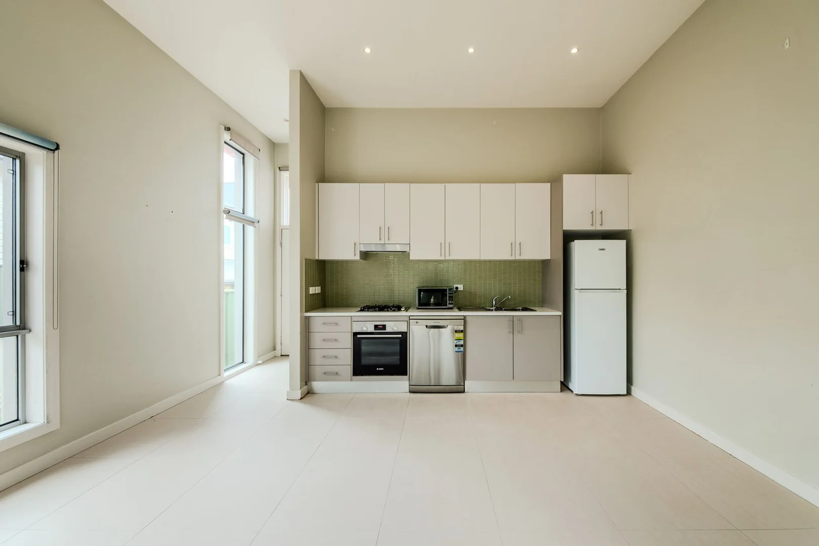 Additional image 2 of 10/2-4 Cassidy Street, Queanbeyan NSW 2620