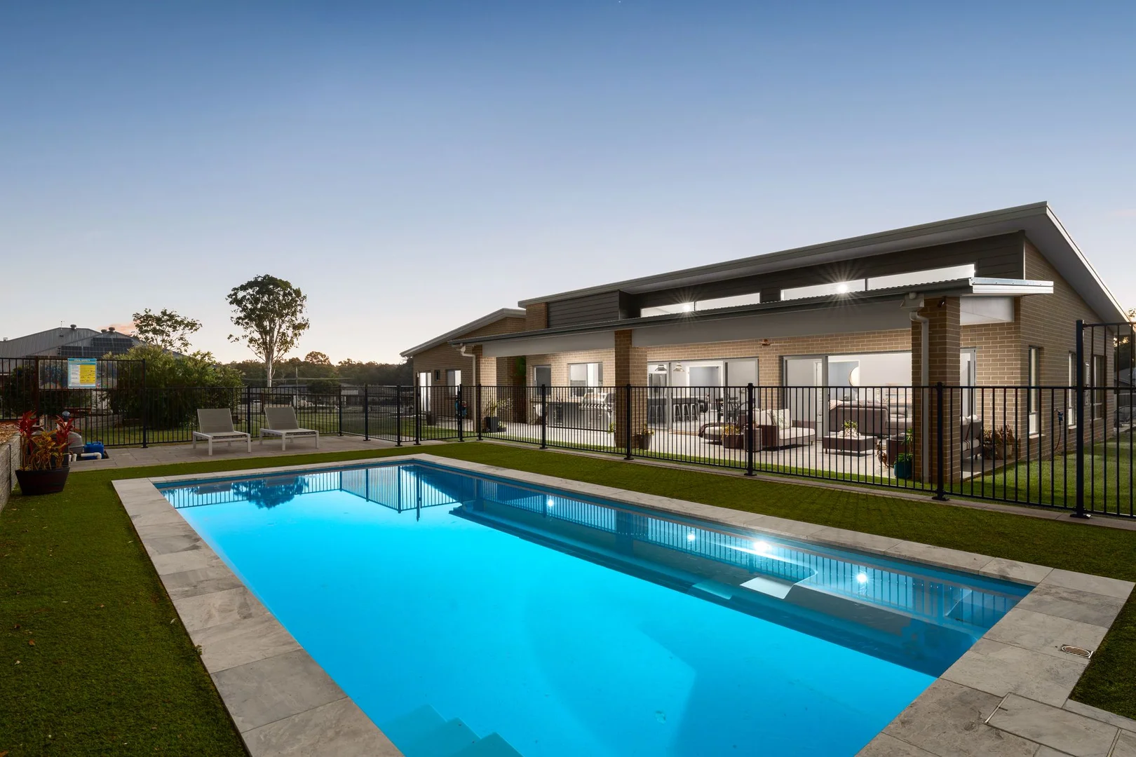 Additional image 2 of 5-7 Hayview Court, Buccan QLD 4207