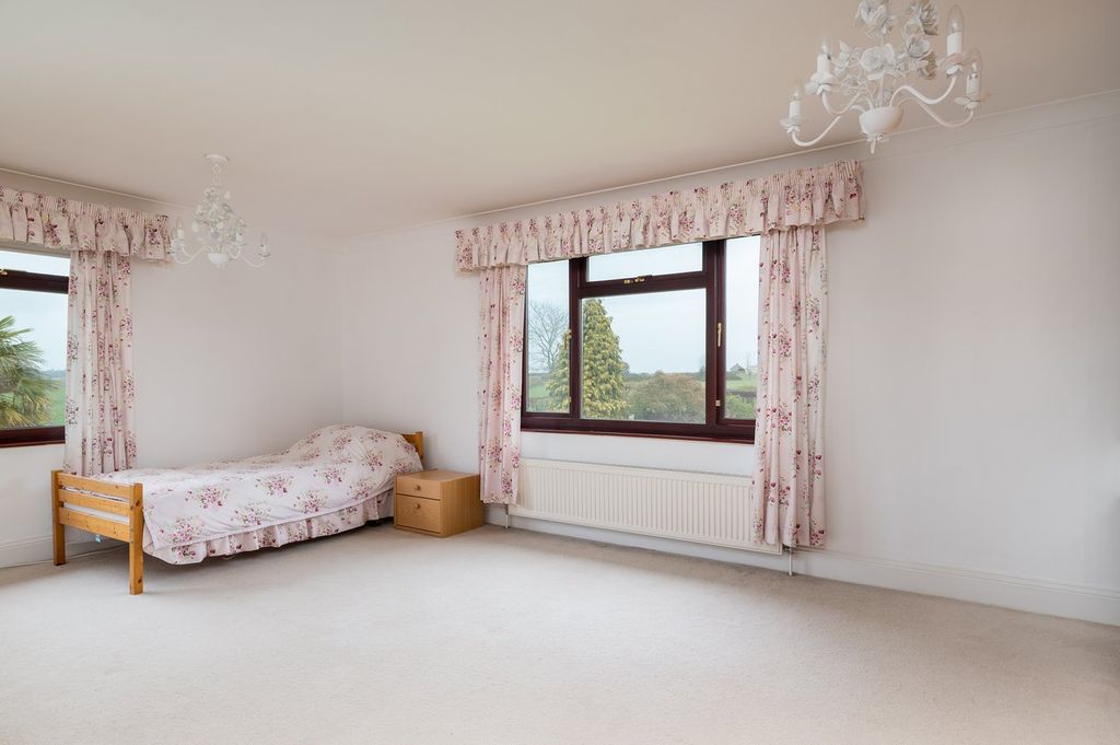 Additional image 34 of 5 bed detached house for saleWestfield Road, Oakley, Bedfordshire MK43