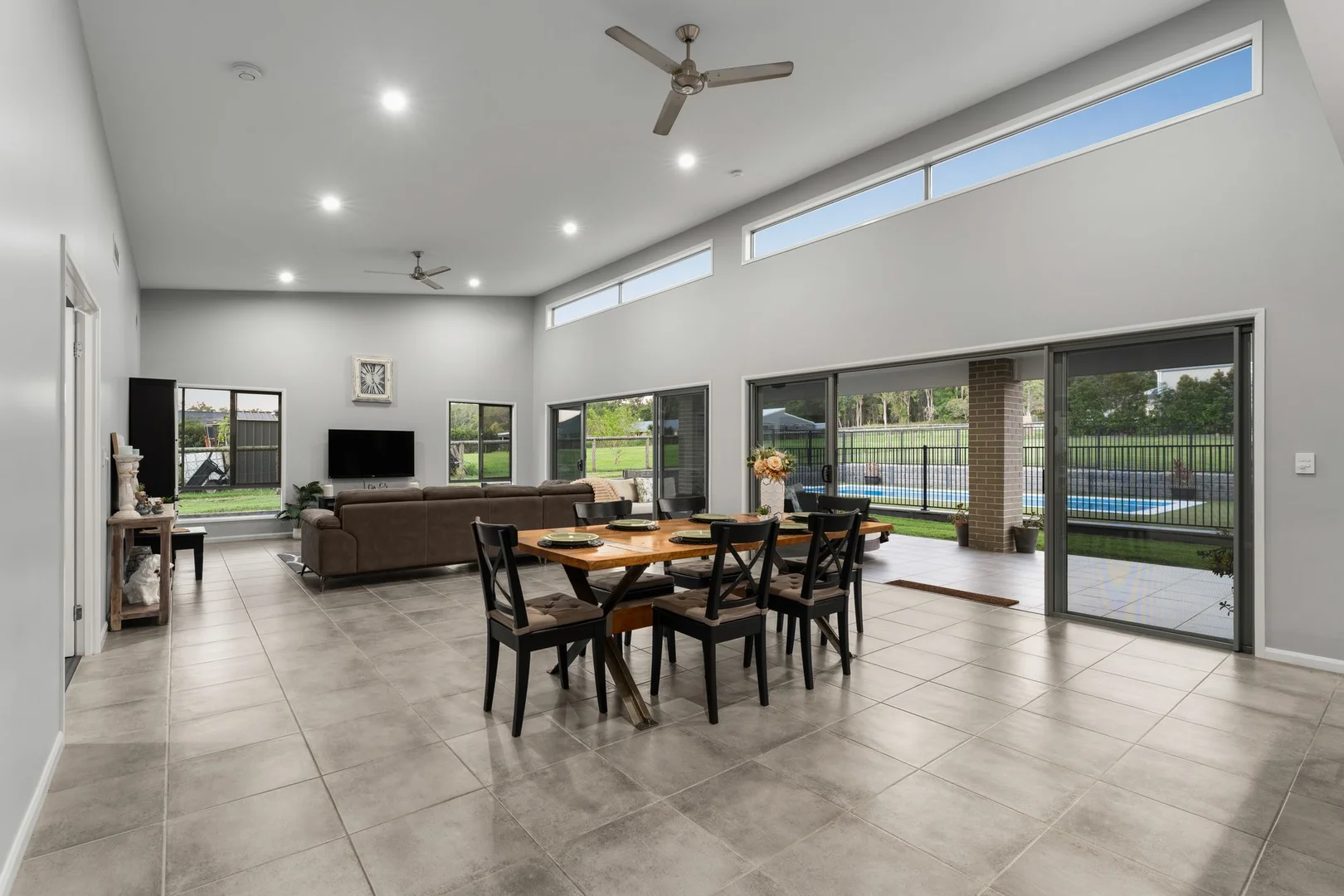 Additional image 8 of 5-7 Hayview Court, Buccan QLD 4207