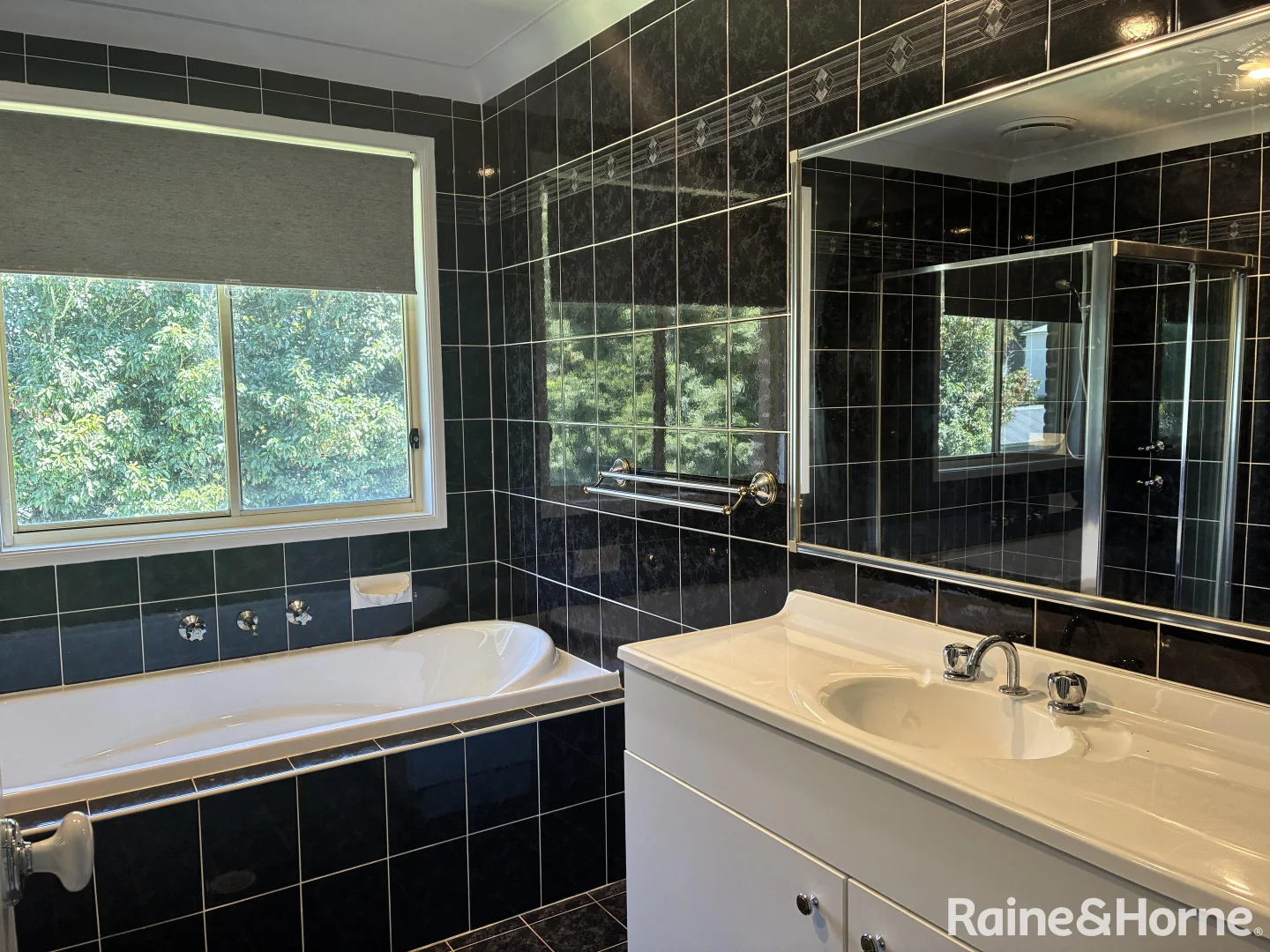 Additional image 5 of 1 Hoddle Lane, Robertson NSW 2577