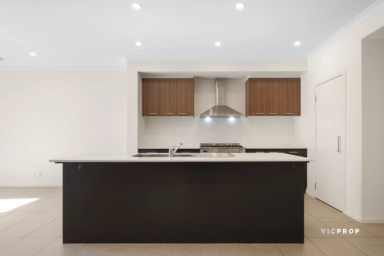 Additional image 4 of 43 Indura Drive, Werribee VIC 3030