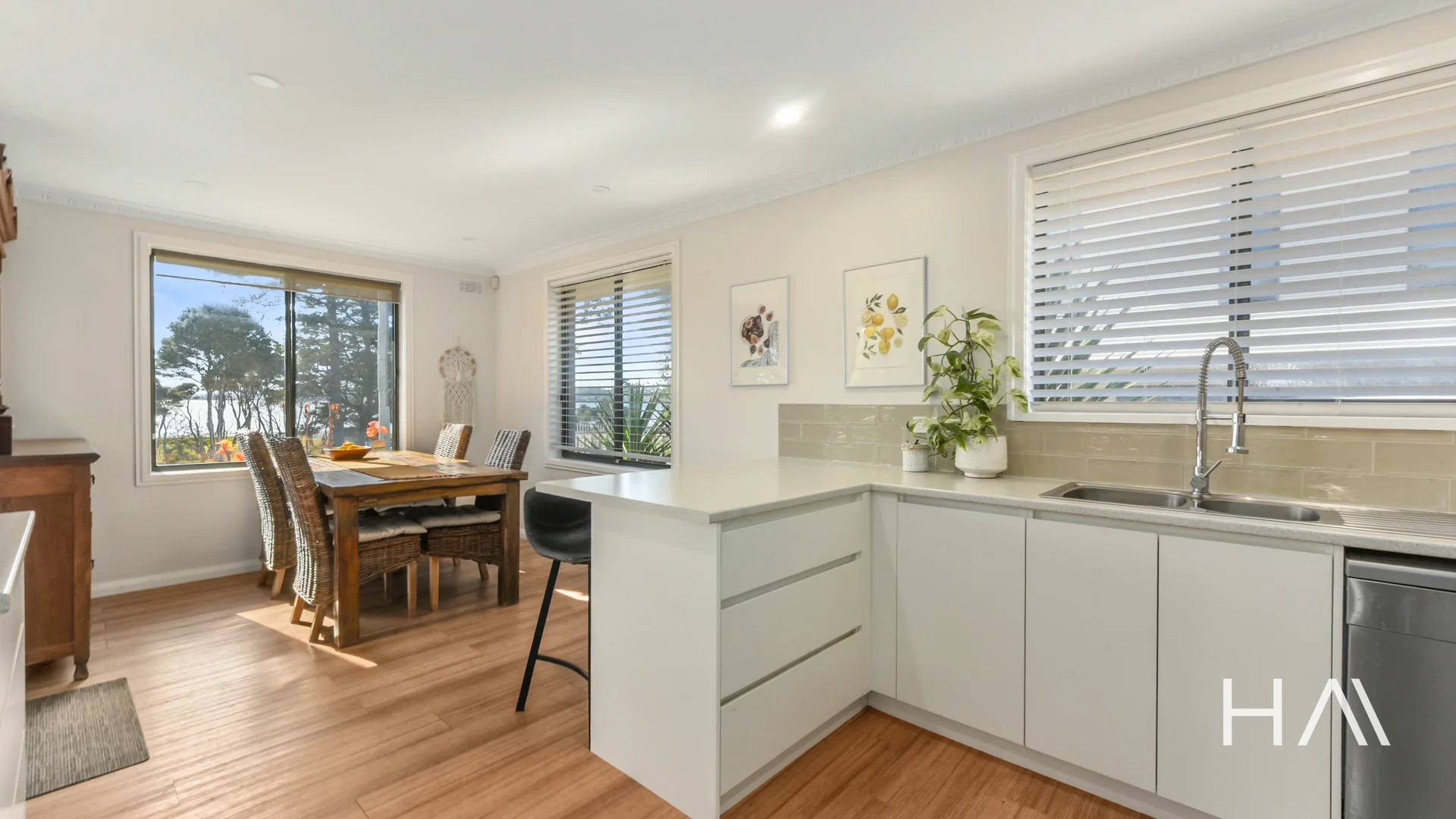 Additional image 6 of 910 Windermere Road, Swan Bay TAS 7252