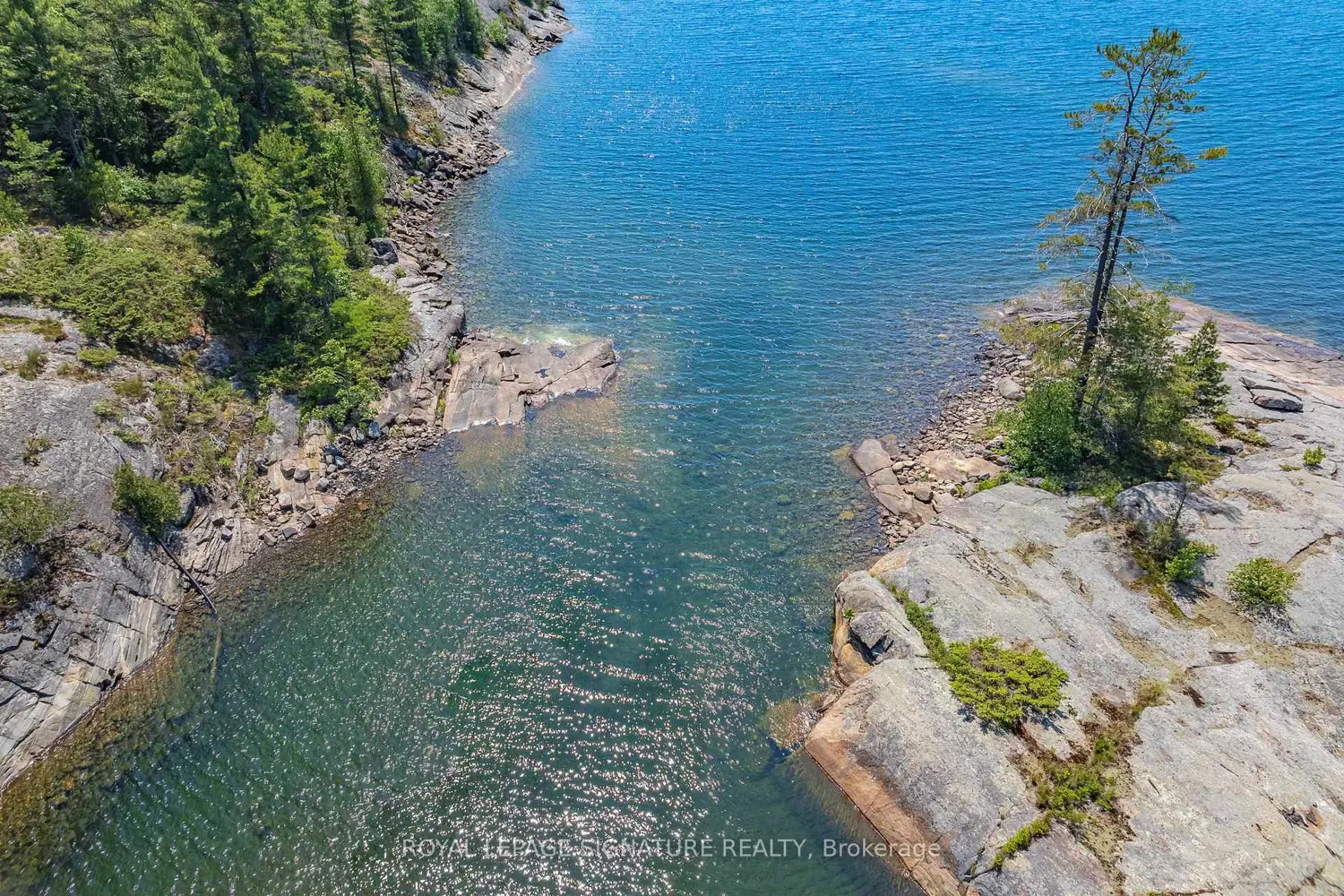 Additional image 19 of B350 Echo Island