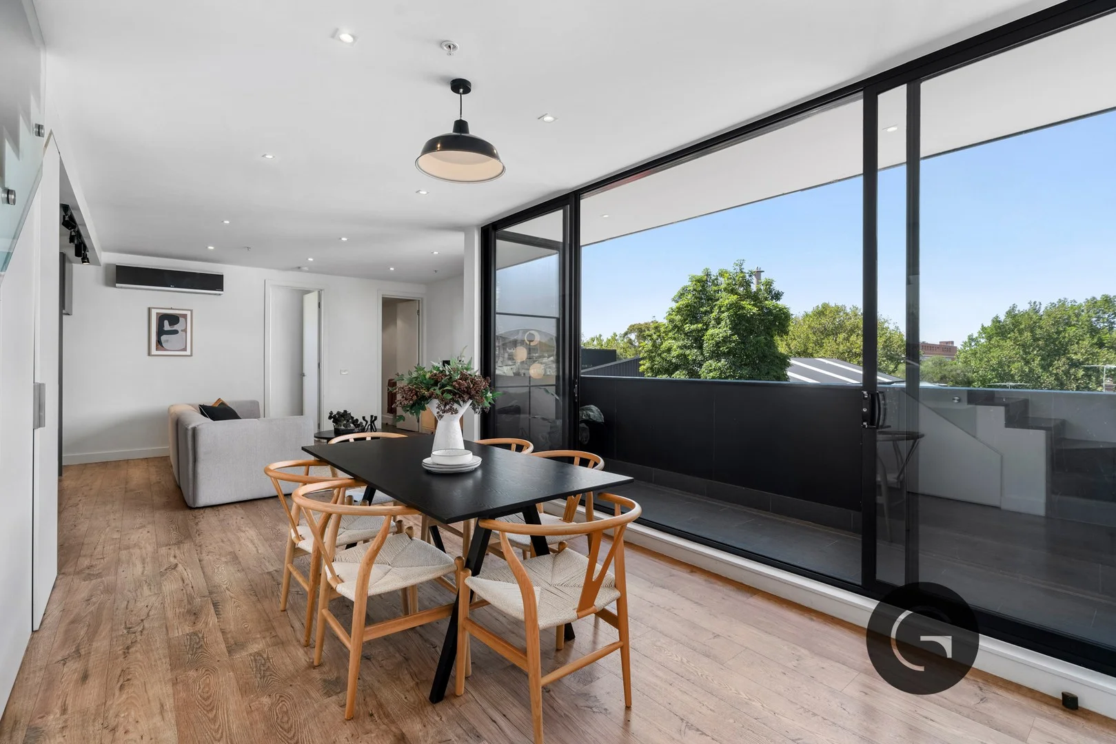 216/15 Lithgow Street, Abbotsford VIC 3067