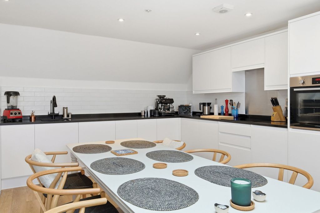 Additional image 15 of 2 bed flat for saleGrundisburgh Road, Woodbridge IP12