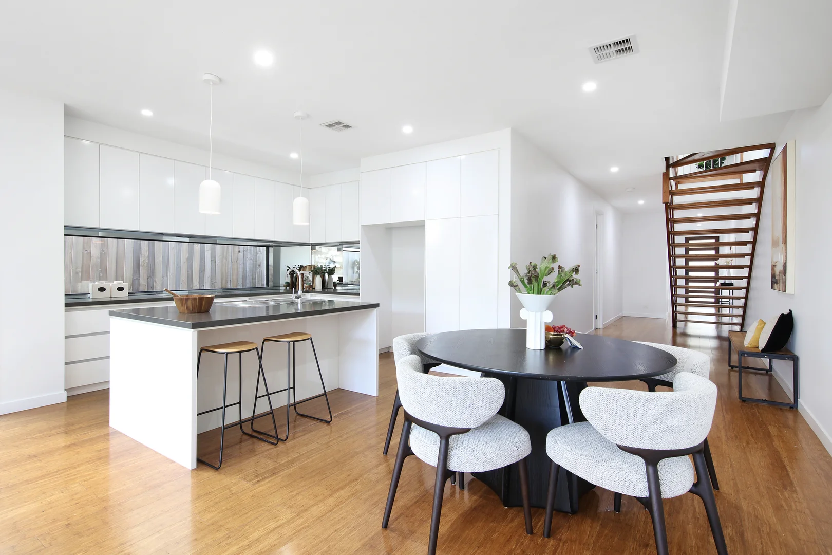 Additional image 2 of 17B Vunabere Avenue, Bentleigh VIC 3204