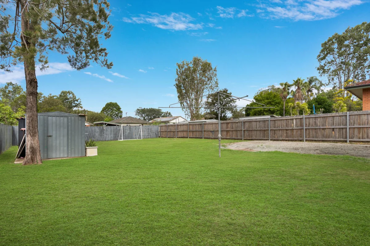 17 Kevin Street, Riverview QLD 4303 photo 4