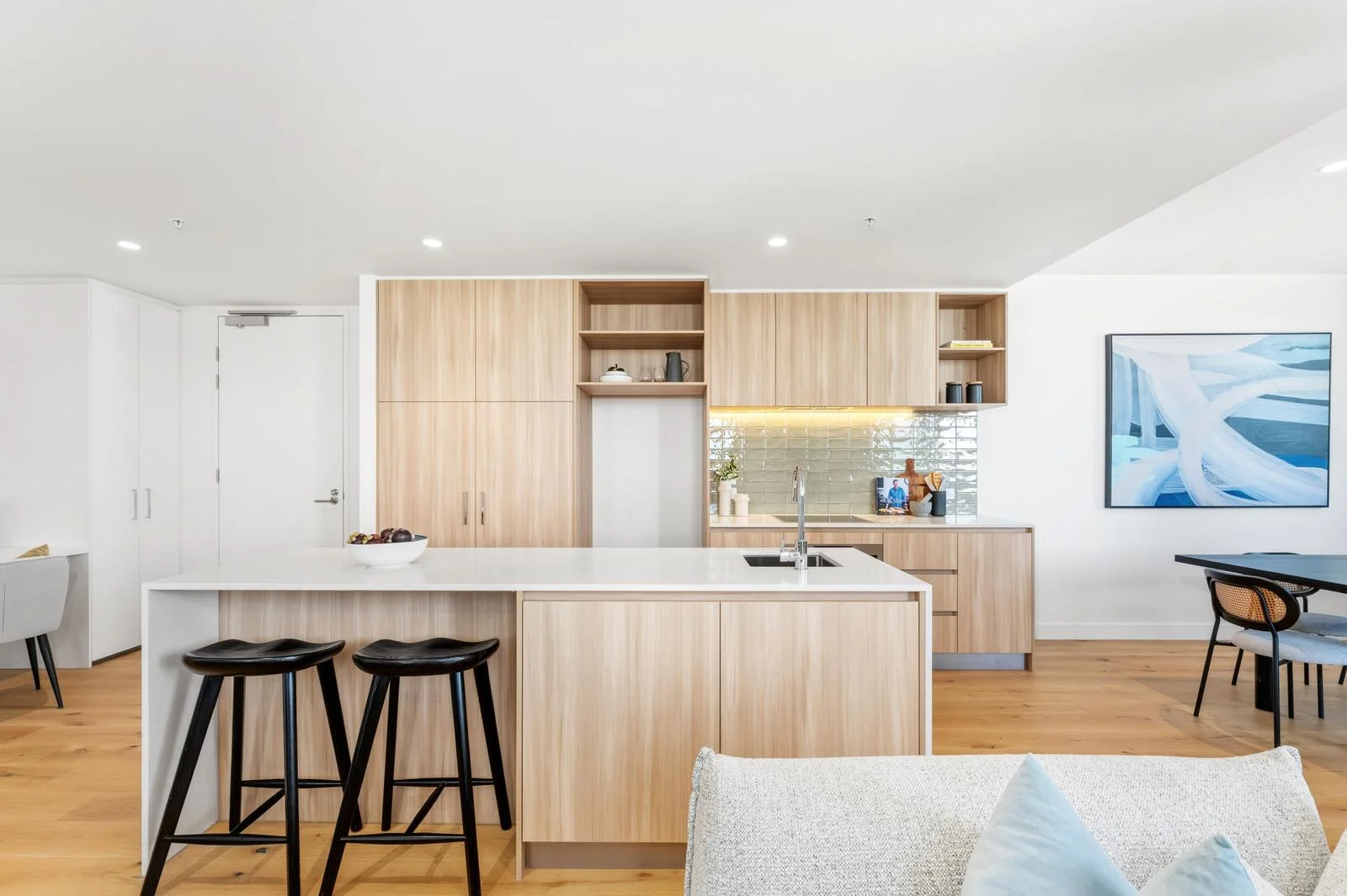 1101/20 Wardens Walk, Coburg VIC 3058