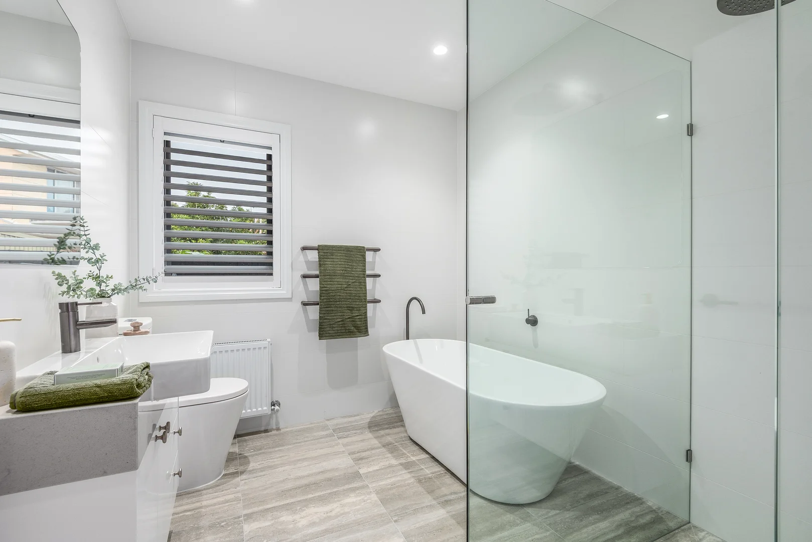 Additional image 11 of 2 Harvey Avenue, Herne Hill VIC 3218