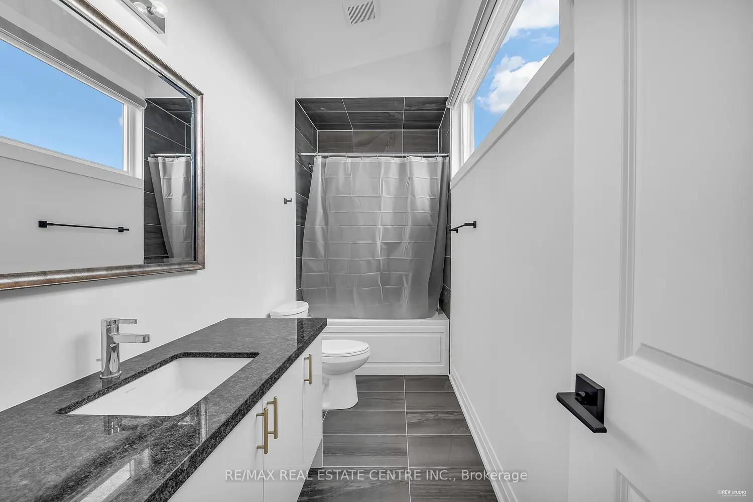 Additional image 18 of 119 Sladden Court