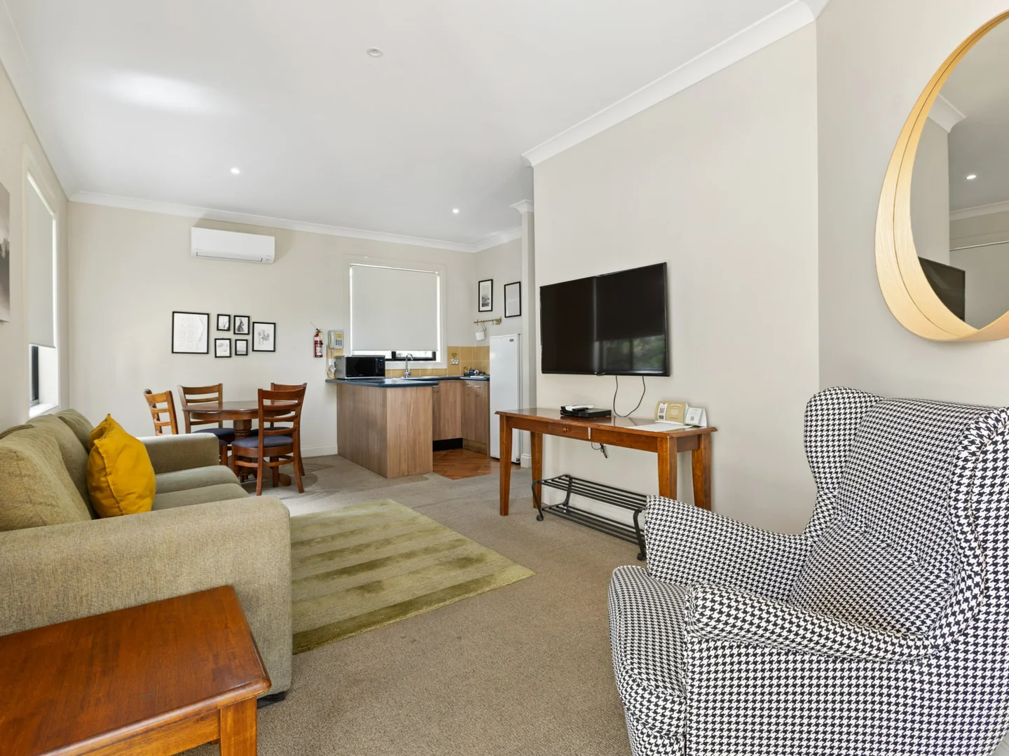 Additional image 4 of 17 & 18/485 McDonalds Rd, Pokolbin NSW 2320