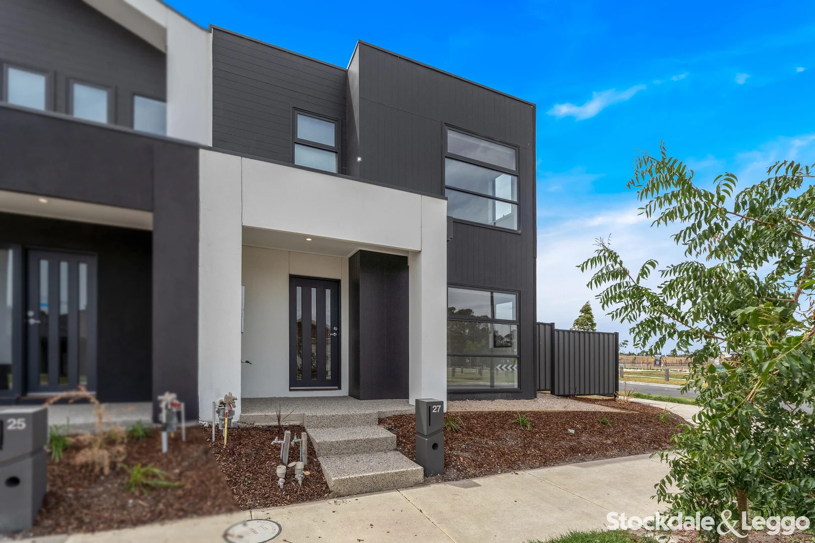 Additional image 2 of 27 Molesworth Crescent, Donnybrook VIC 3064