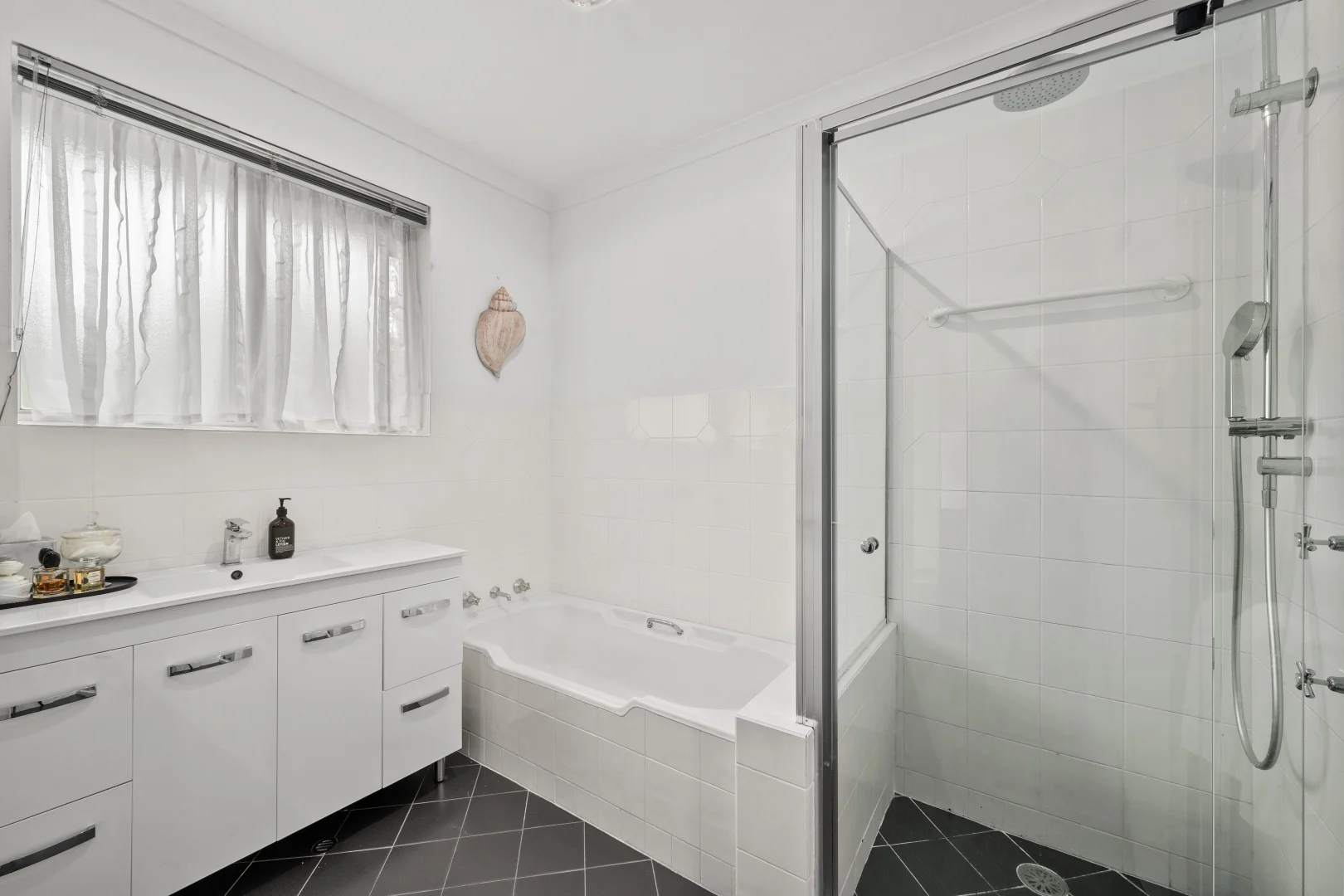 Additional image 20 of 166 Uriarra Road, Crestwood NSW 2620
