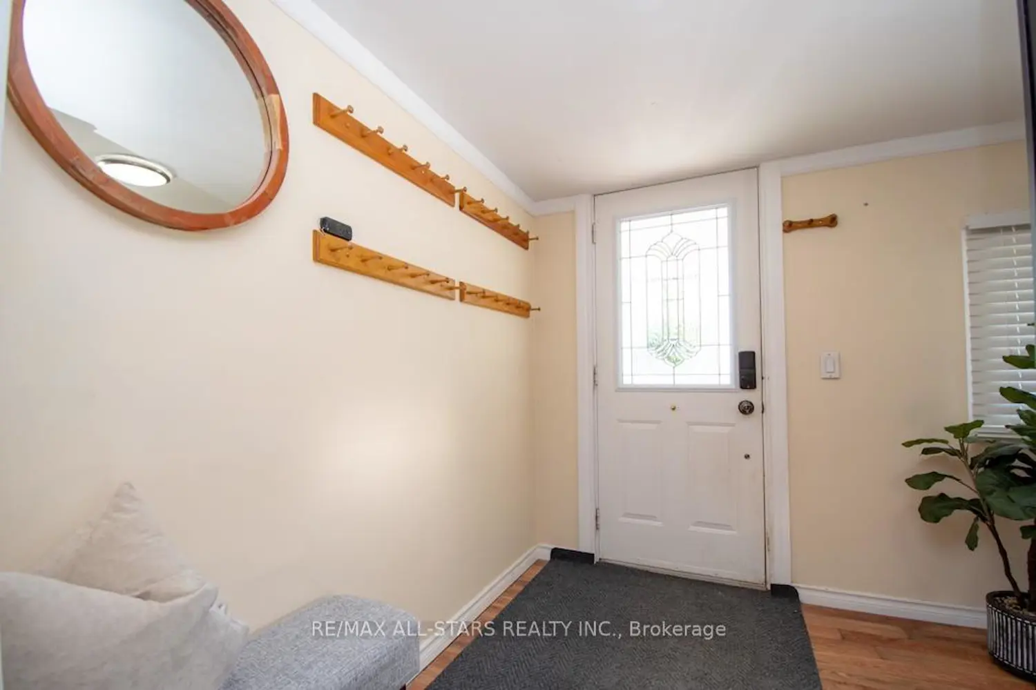 7 Marlene Drive photo 2