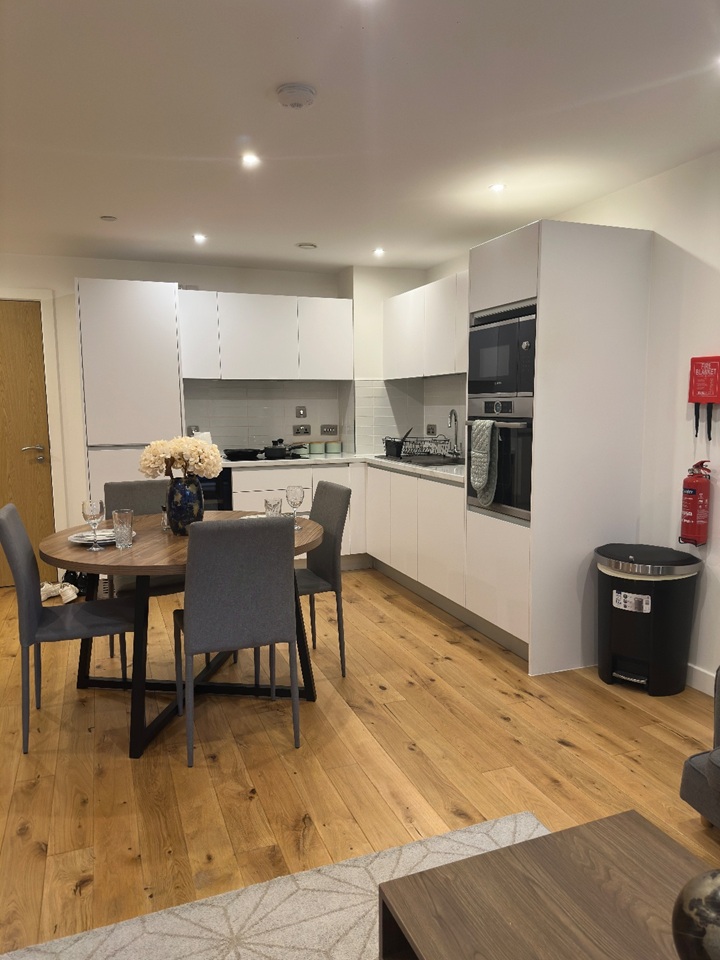 1 Bed Flat, Communication Row, B15, N1 7GU photo 4