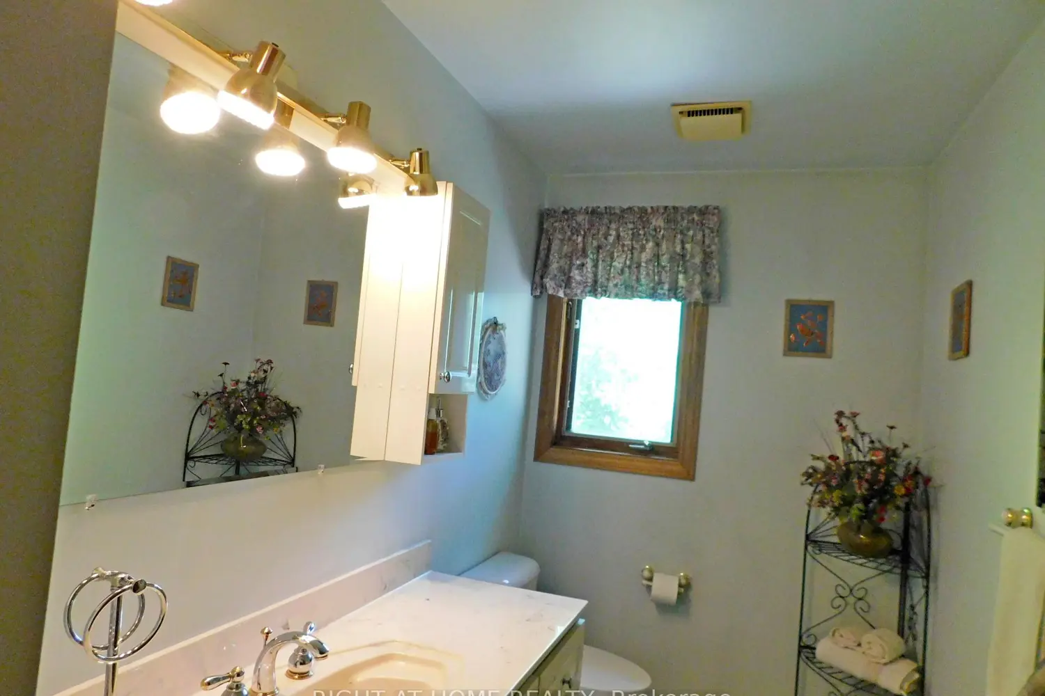 Additional image 18 of 4916 Thirty Road