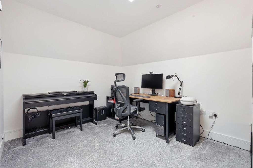 Additional image 16 of 2 bed flat for saleGrundisburgh Road, Woodbridge IP12