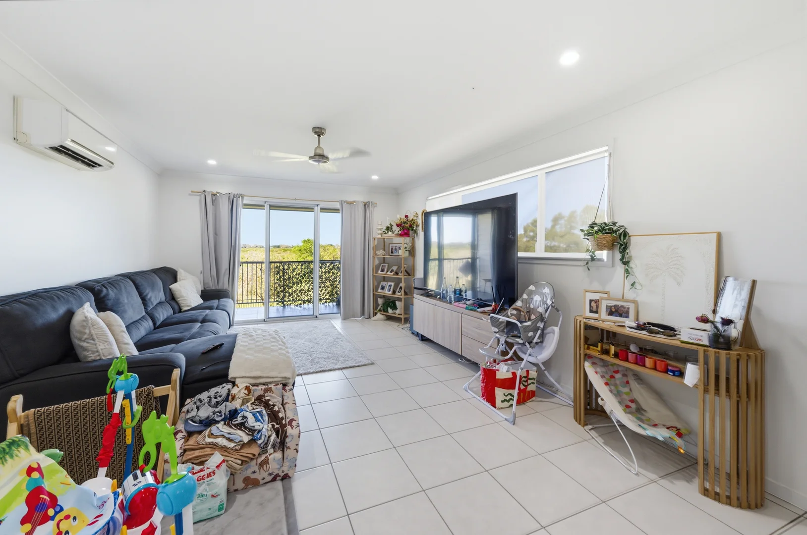 Additional image 9 of 1 & 2/44 Moreton Dr, Rural View QLD 4740