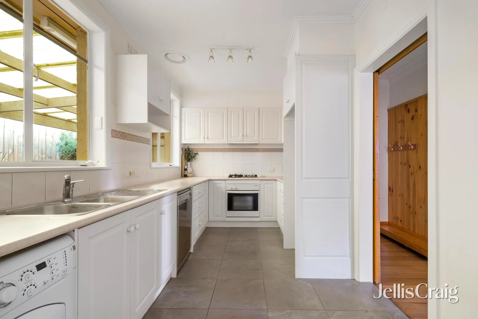 Additional image 4 of 24 Henry Street, Eltham VIC 3095