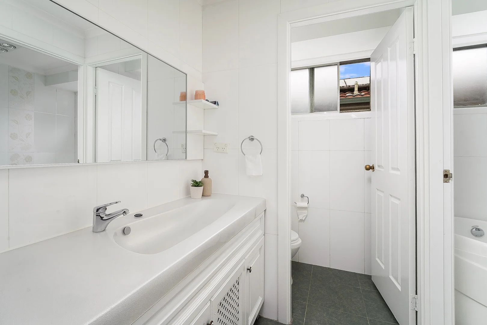Additional image 5 of 13 Caird Place, Seven Hills NSW 2147