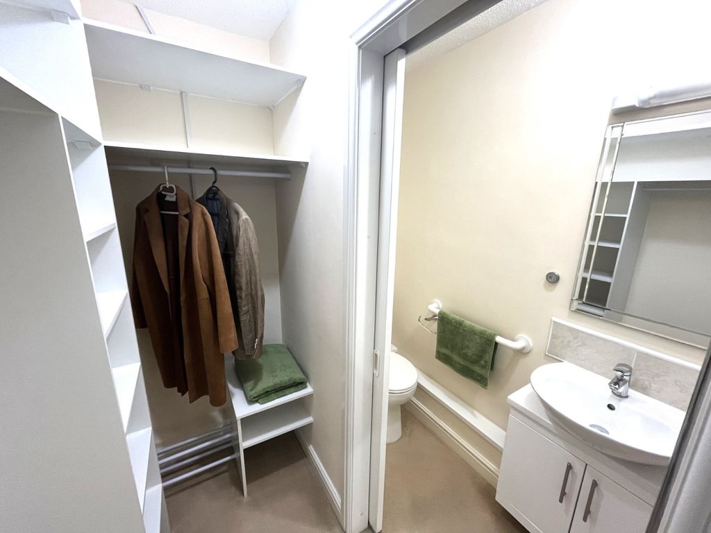 Additional image 8 of 2 bed flat for saleGrange Road, Solihull, West Midlands B91