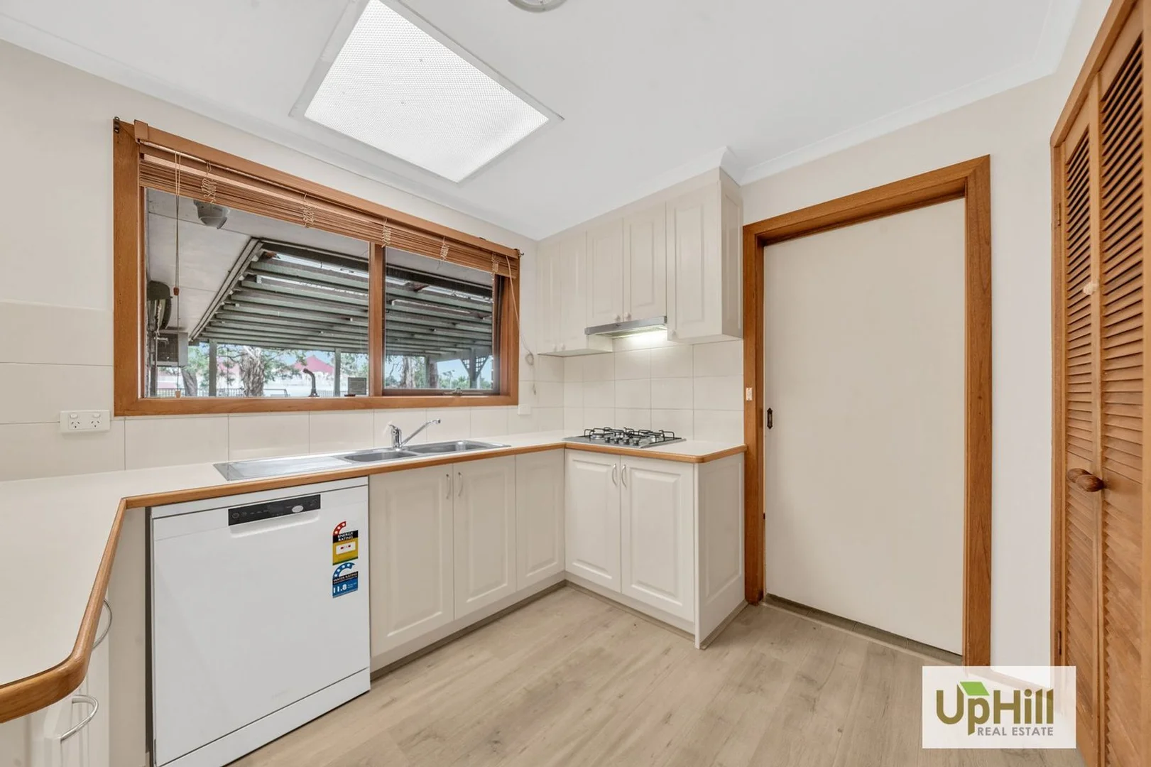 Additional image 3 of 19 Ambleside Cres, Berwick VIC 3806
