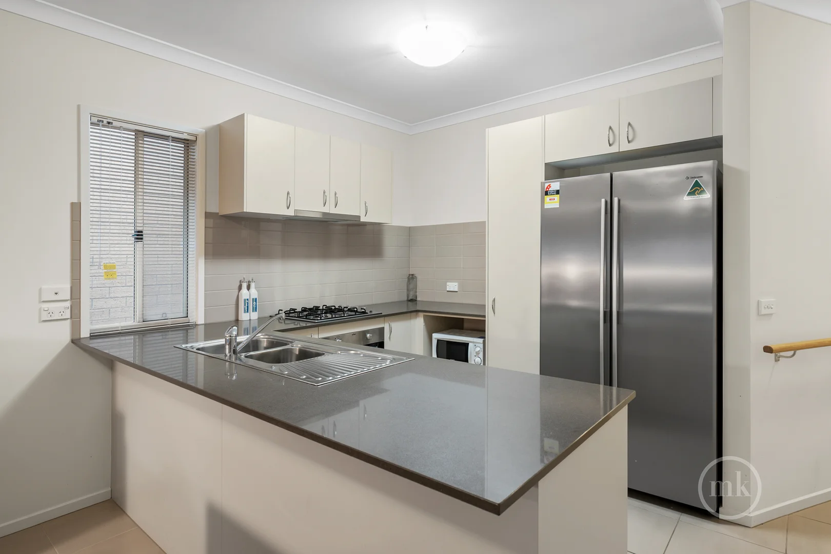 9 Besra Drive, Doreen VIC 3754 photo 2