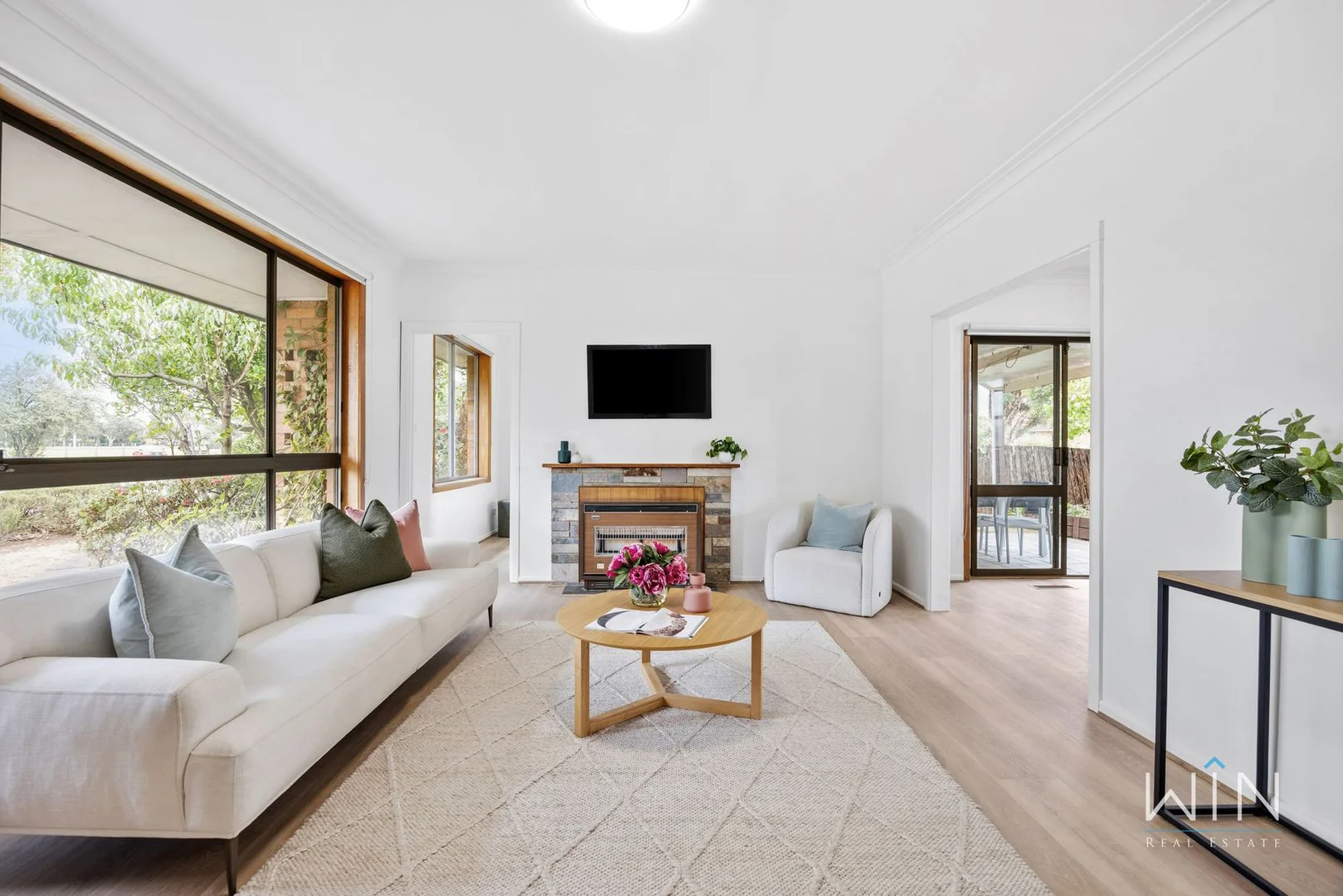 2 Charles Avenue, Springvale VIC 3171 photo 4