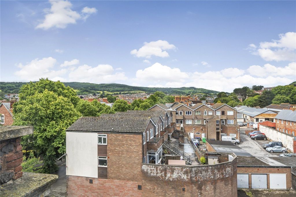 Additional image 11 of 3 bed flat for sale2 The Esplanade, Minehead, Somerset TA24