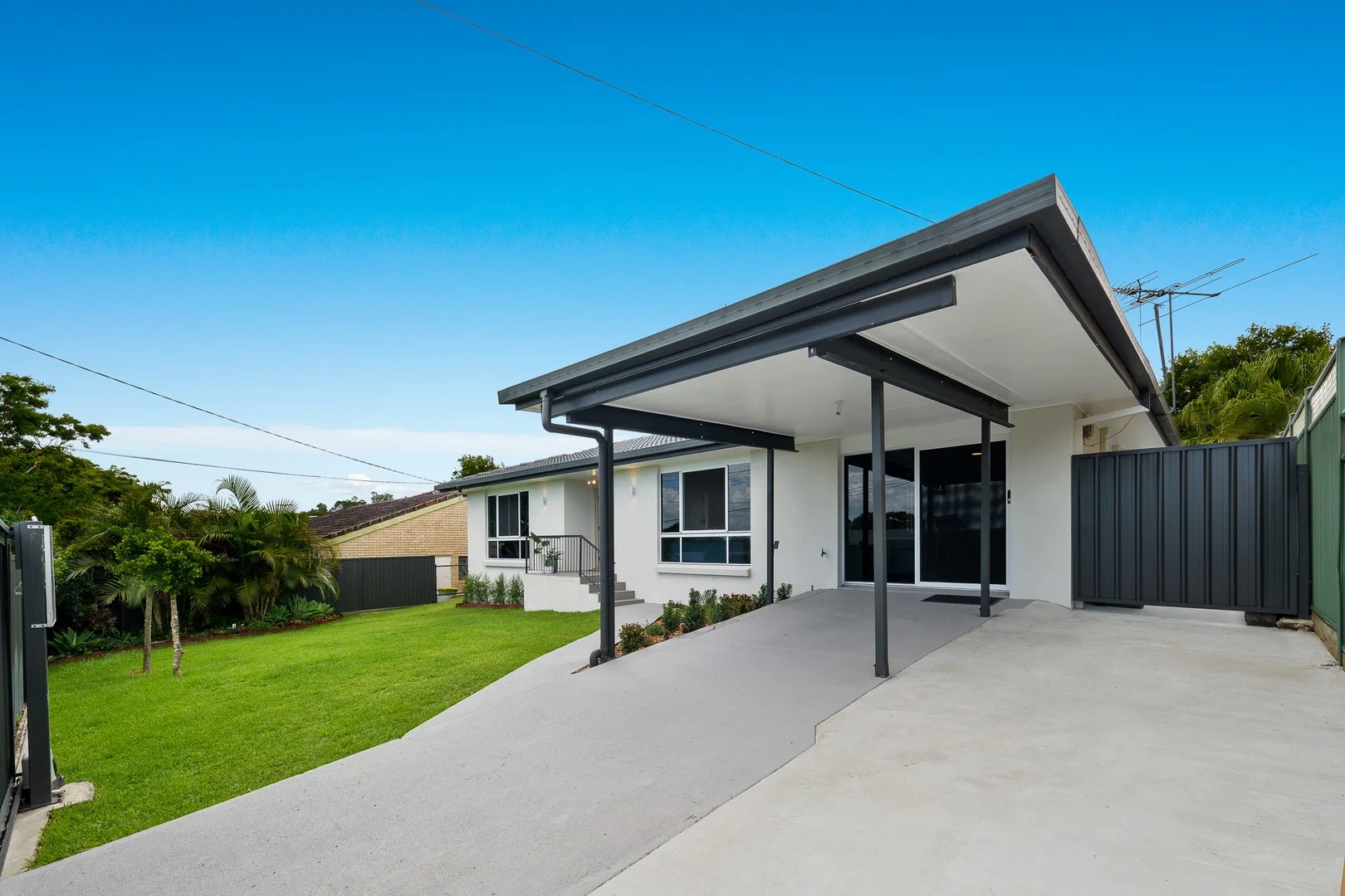 9 Westgate Avenue, Springwood QLD 4127