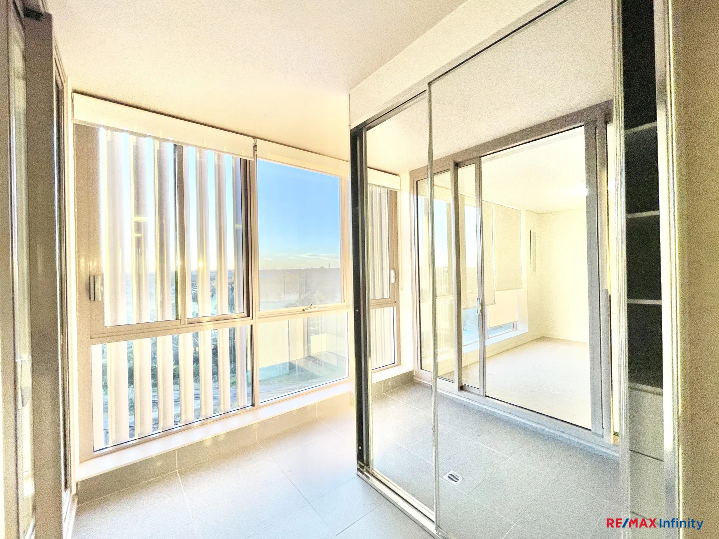 Additional image 5 of 809/2 Discovery Point Pl, Wolli Creek NSW 2205