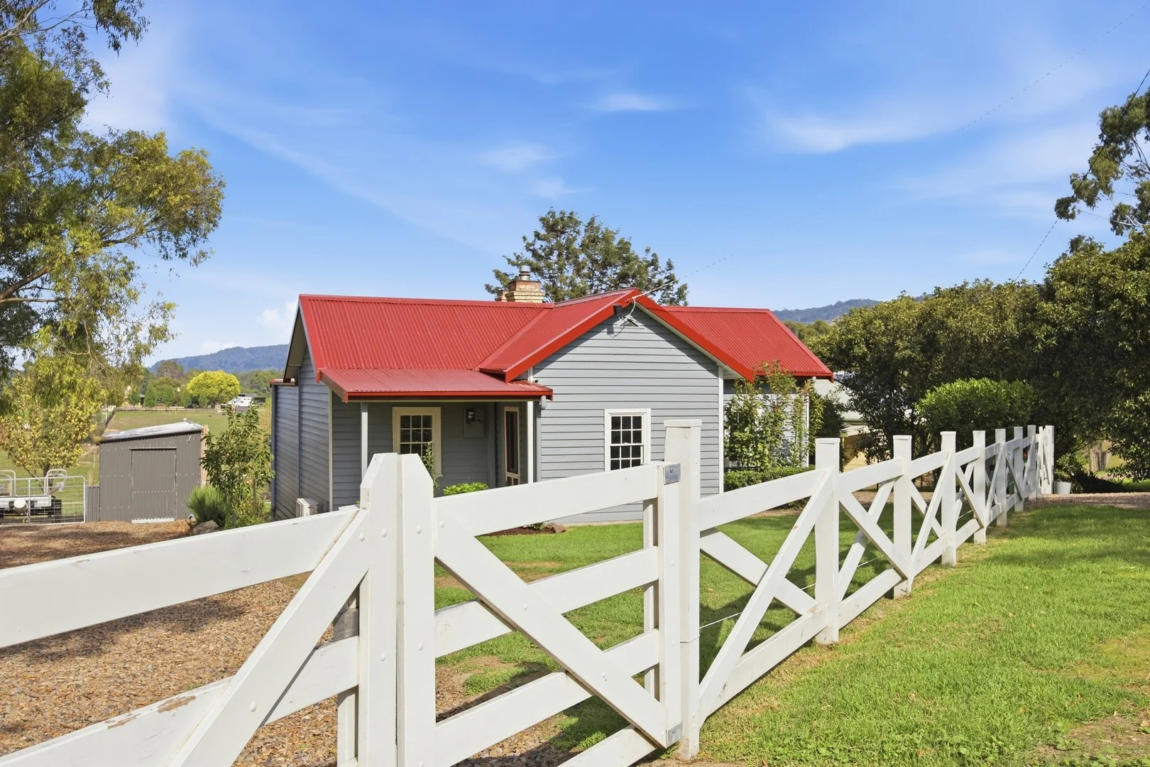 24 Oliver Street, Yarra Glen VIC 3775