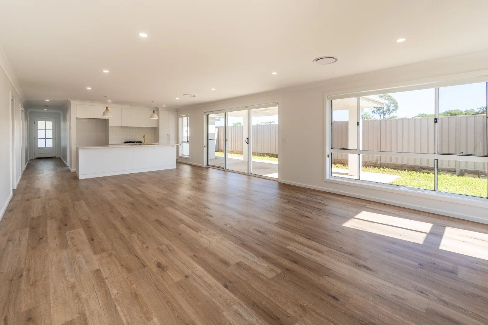 Additional image 10 of Unit A/21 Kingdon Drive, Coolamon NSW 2701