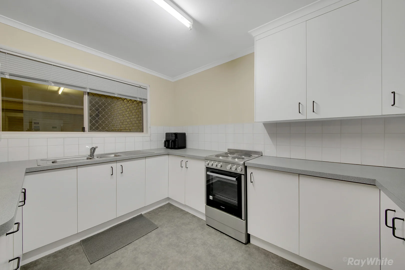 Additional image 8 of 49B O'Connell Street, Barney Point QLD 4680