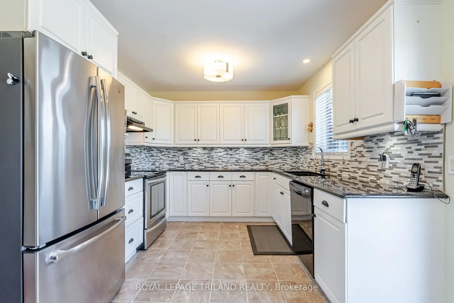 67 Donker Drive photo 5