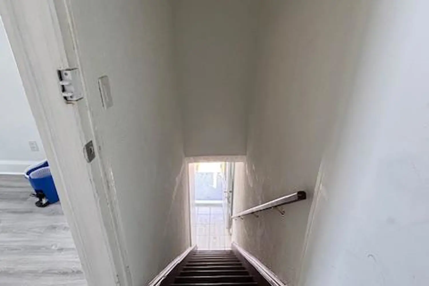 Additional image 11 of 266 Emond Street