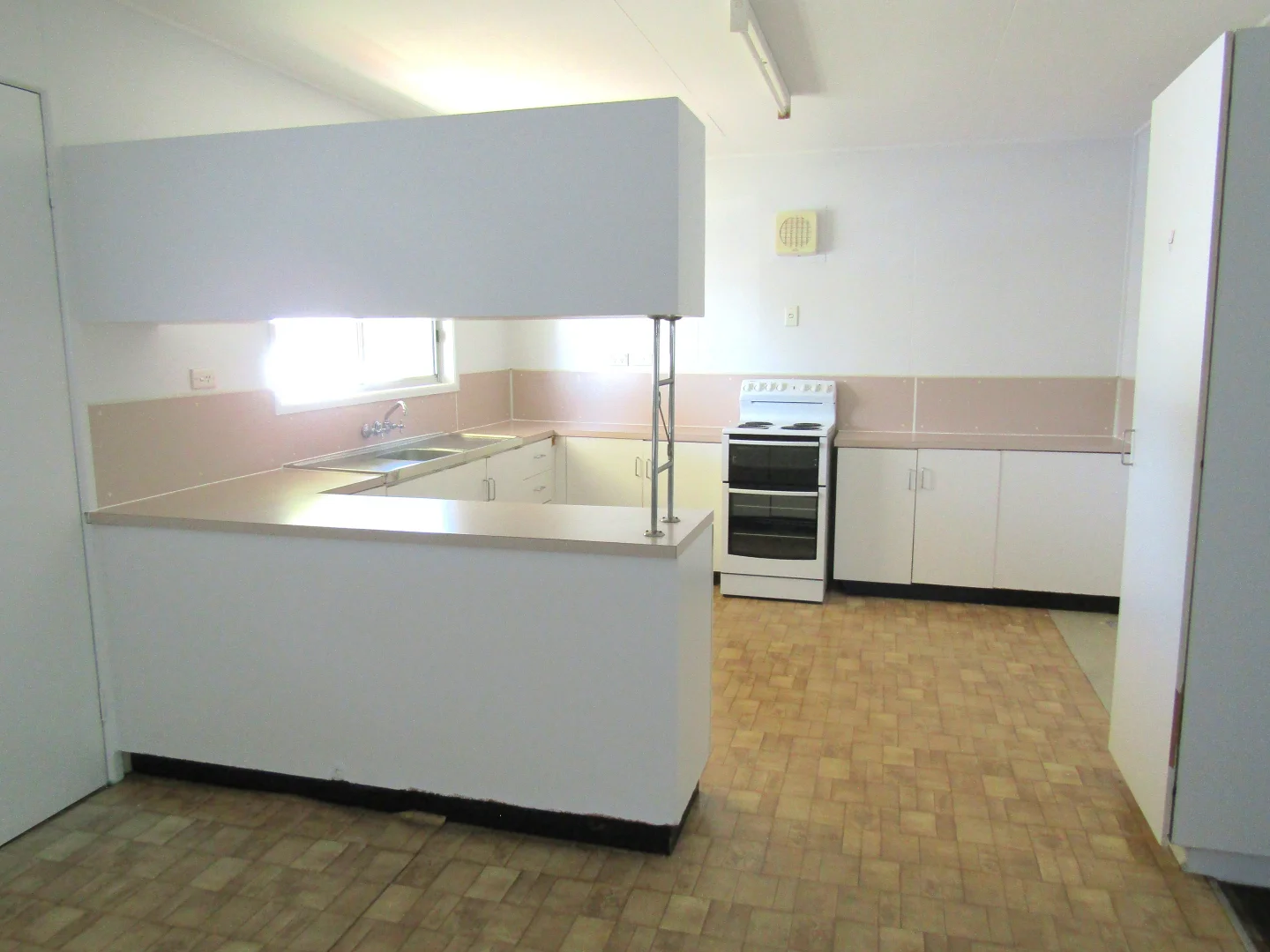 Additional image 6 of 1 Comollatti Street, Blackwater QLD 4717