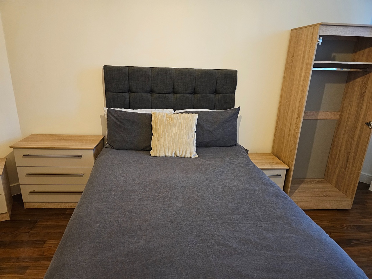 1 Bed Flat, Hagley Road, B16, N1 7GU photo 2