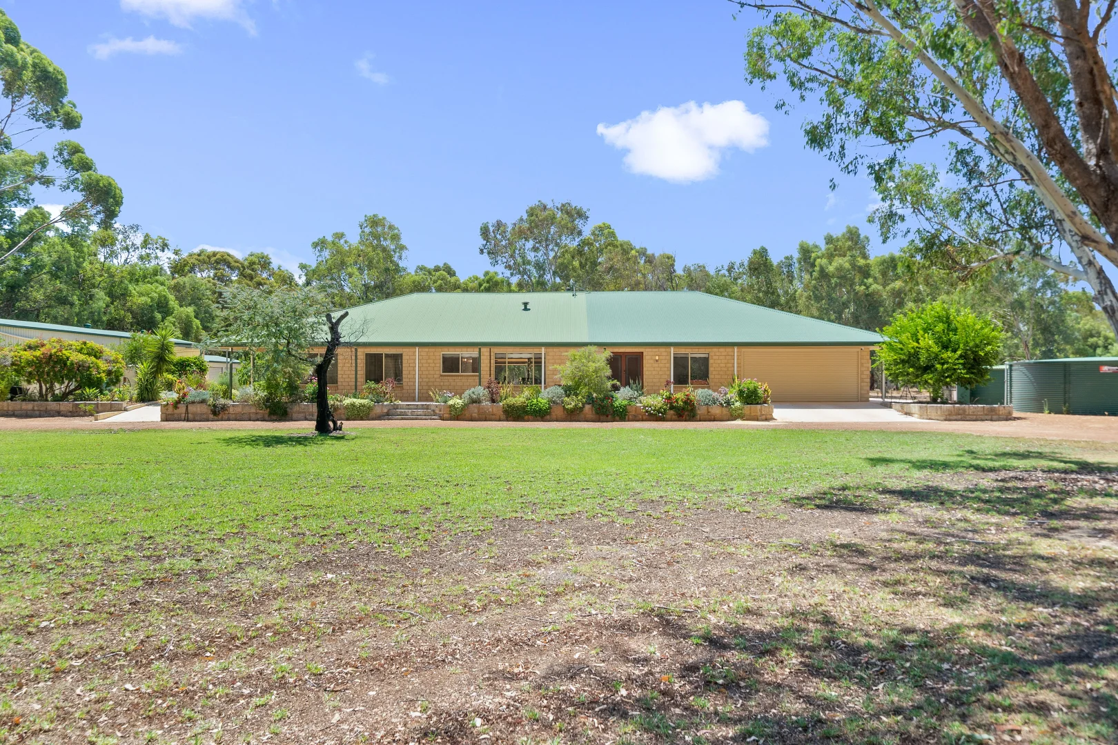 Additional image 39 of 120 Byford Meadows Drive, Oakford WA 6121