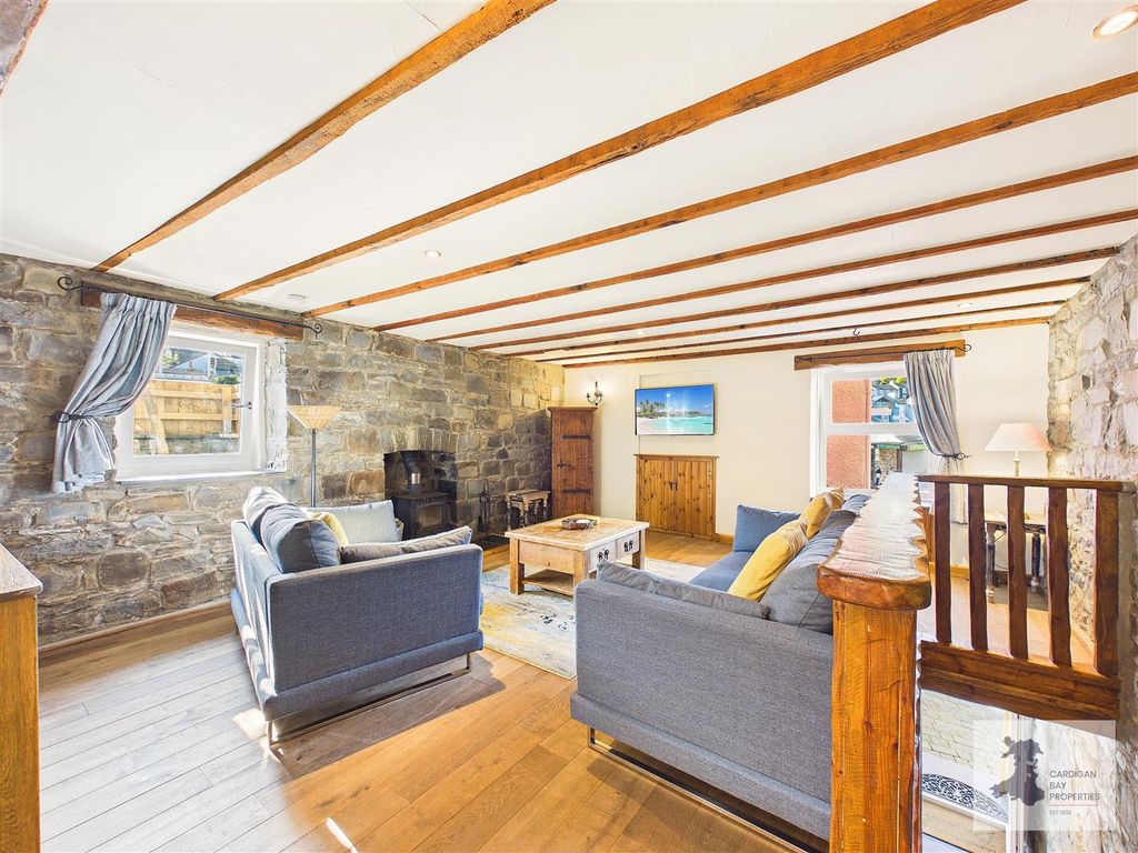 Additional image 4 of 2 bed maisonette for saleSouth John Street, New Quay SA45