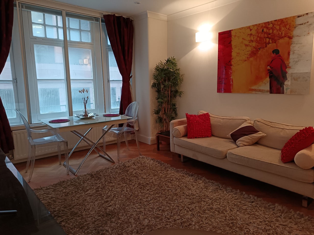2 Bed Flat, Gilbert Street, W1K, N1 7GU photo 4